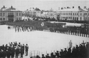 Jääkärit saapuivat Vaasaan helmikuussa 1918.